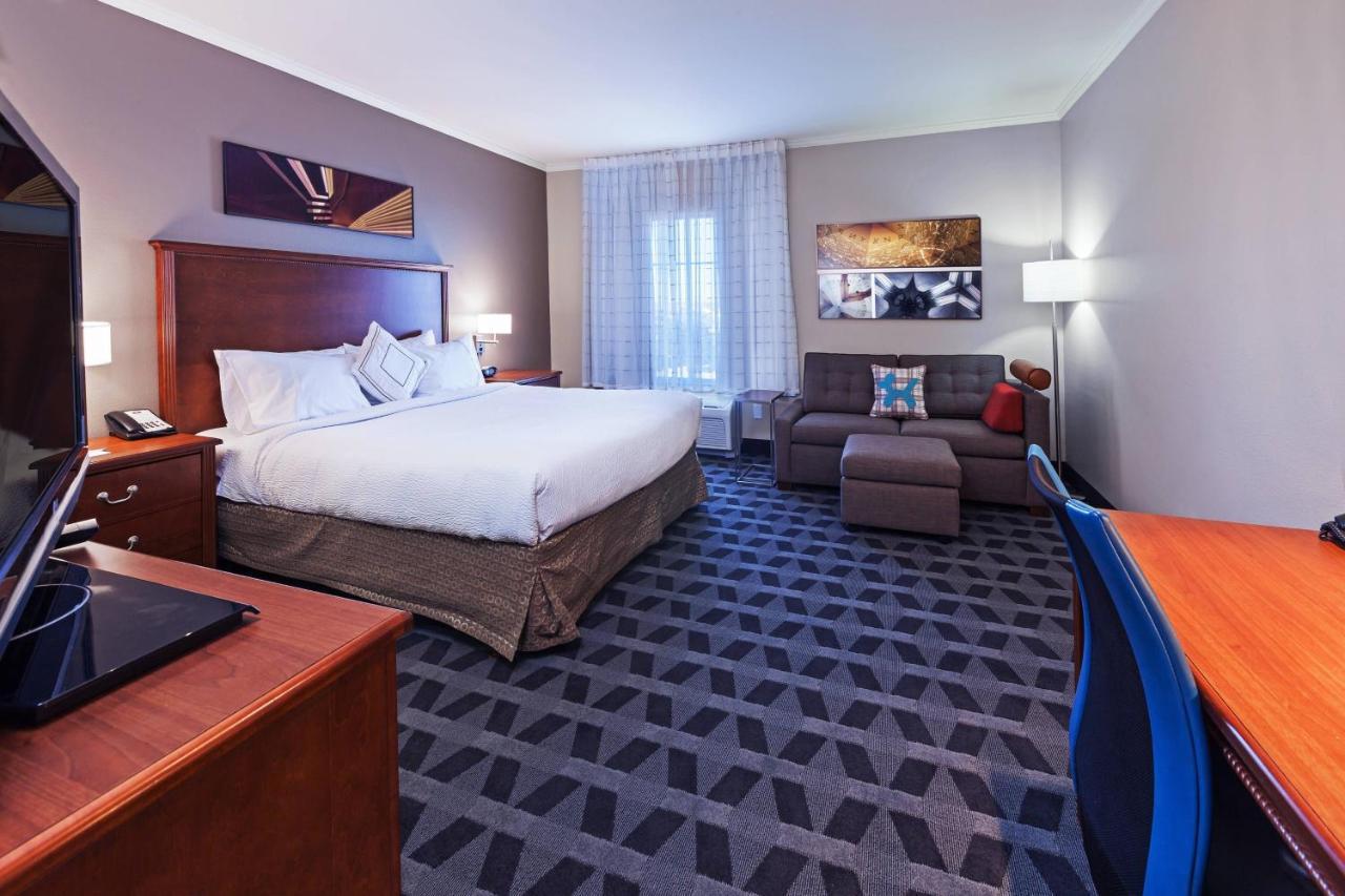 ทาวน์เพลส สวีท โอเดสซา Hotel ภายนอก รูปภาพ
